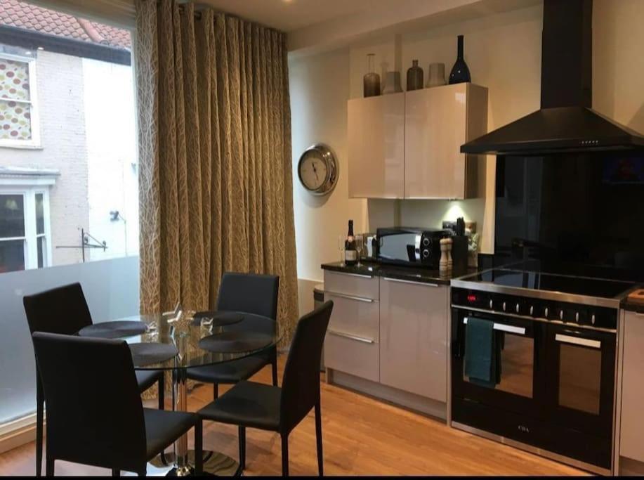 Star Apartment York City Centre - Self Check-In Buitenkant foto